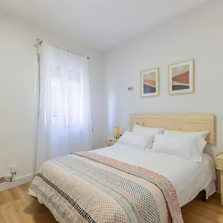 2 Paradas Al Cascoviejo, 1 Min Al Metro - Basarrate بلباو