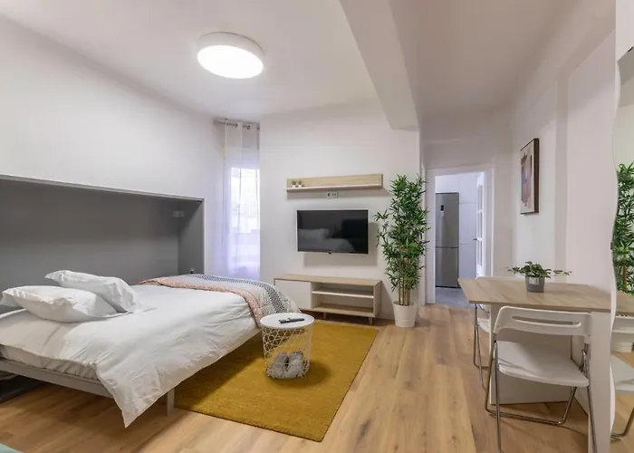 2 Paradas Al Cascoviejo, 1 Min Al Metro - Basarrate شقة *